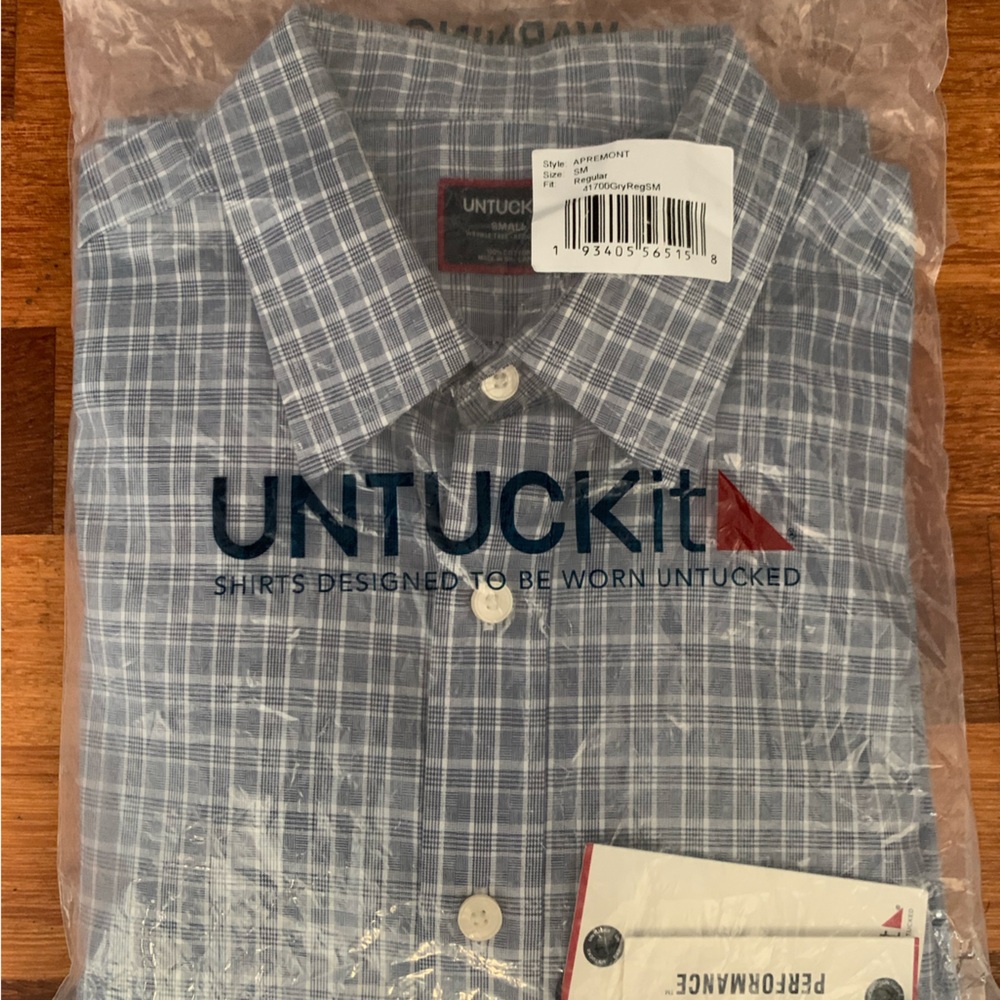 UNTUCKIT SHIRT SIZE SMALL TRADITIONAL FIT NWT